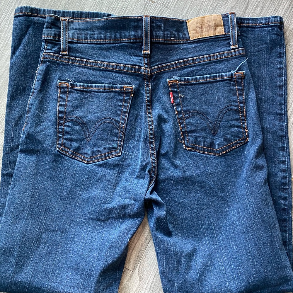 High waisted Levi’s jeans in bootcut